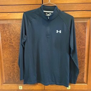 Under Armour men’s small quarter zip, barely (if ever) worn, black, great cond.